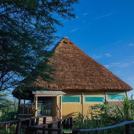 Embogo Safari Lodges Katoke Bagian luar foto