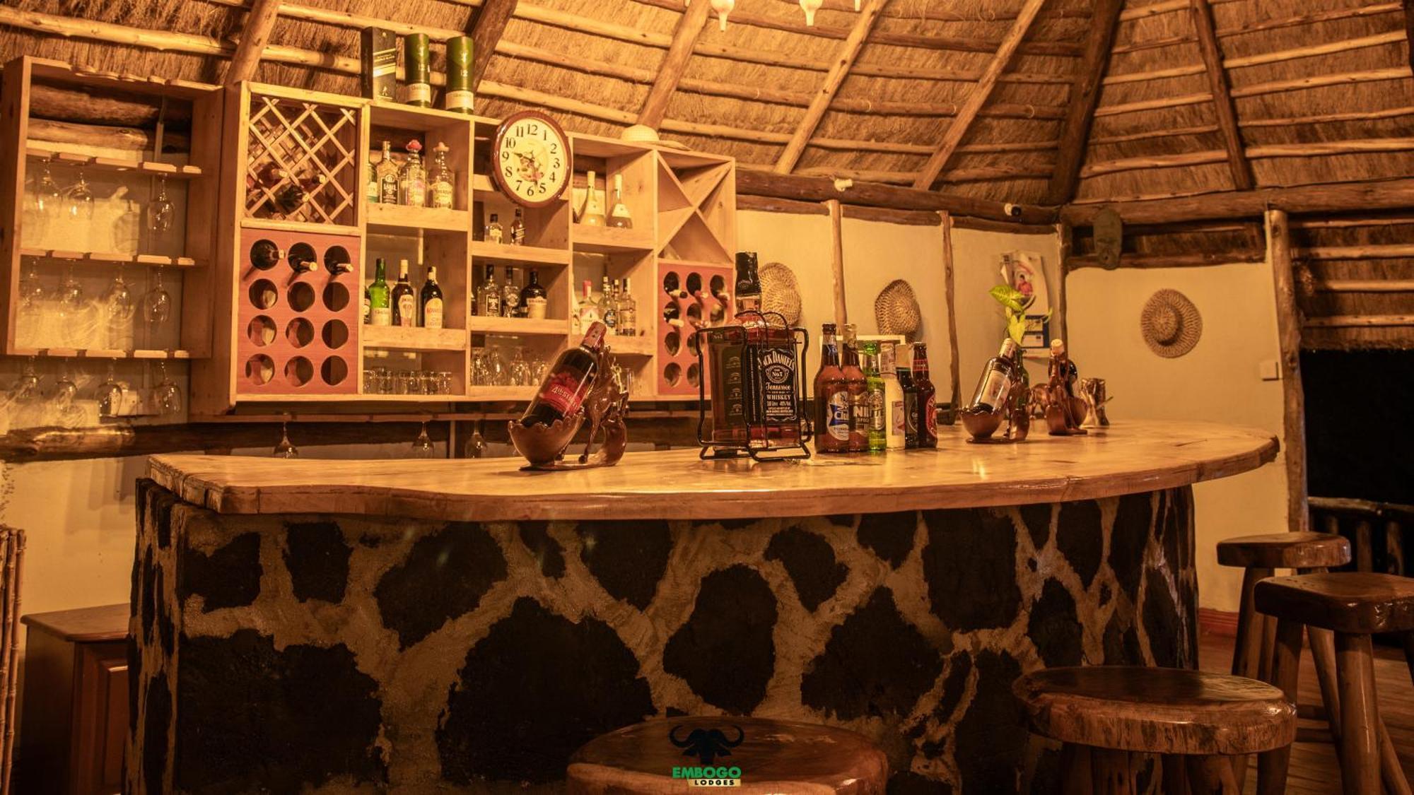 Embogo Safari Lodges Katoke Bagian luar foto