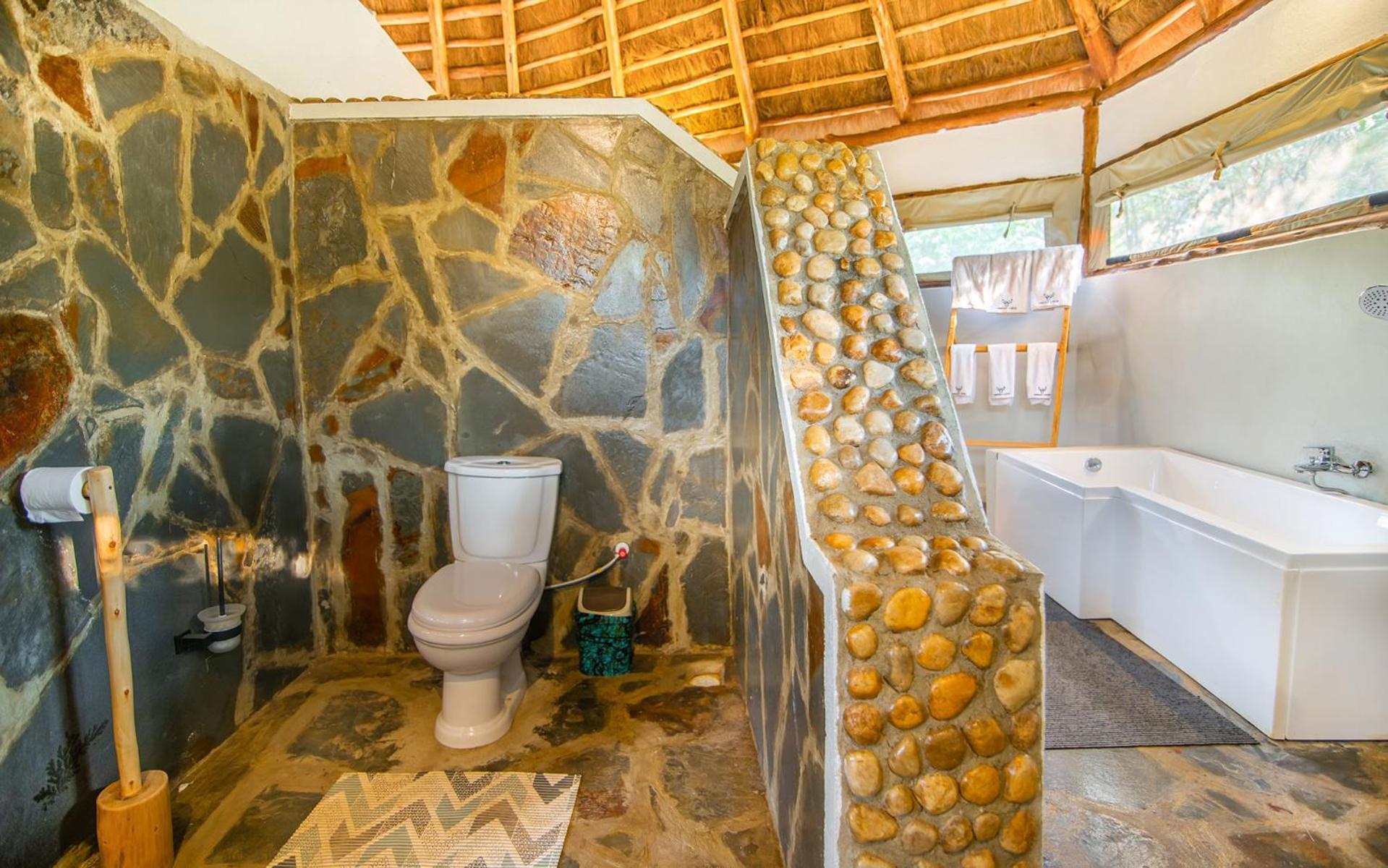 Embogo Safari Lodges Katoke Bagian luar foto