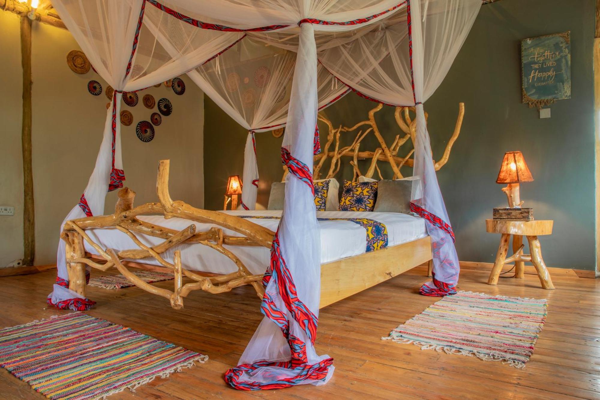 Embogo Safari Lodges Katoke Bagian luar foto