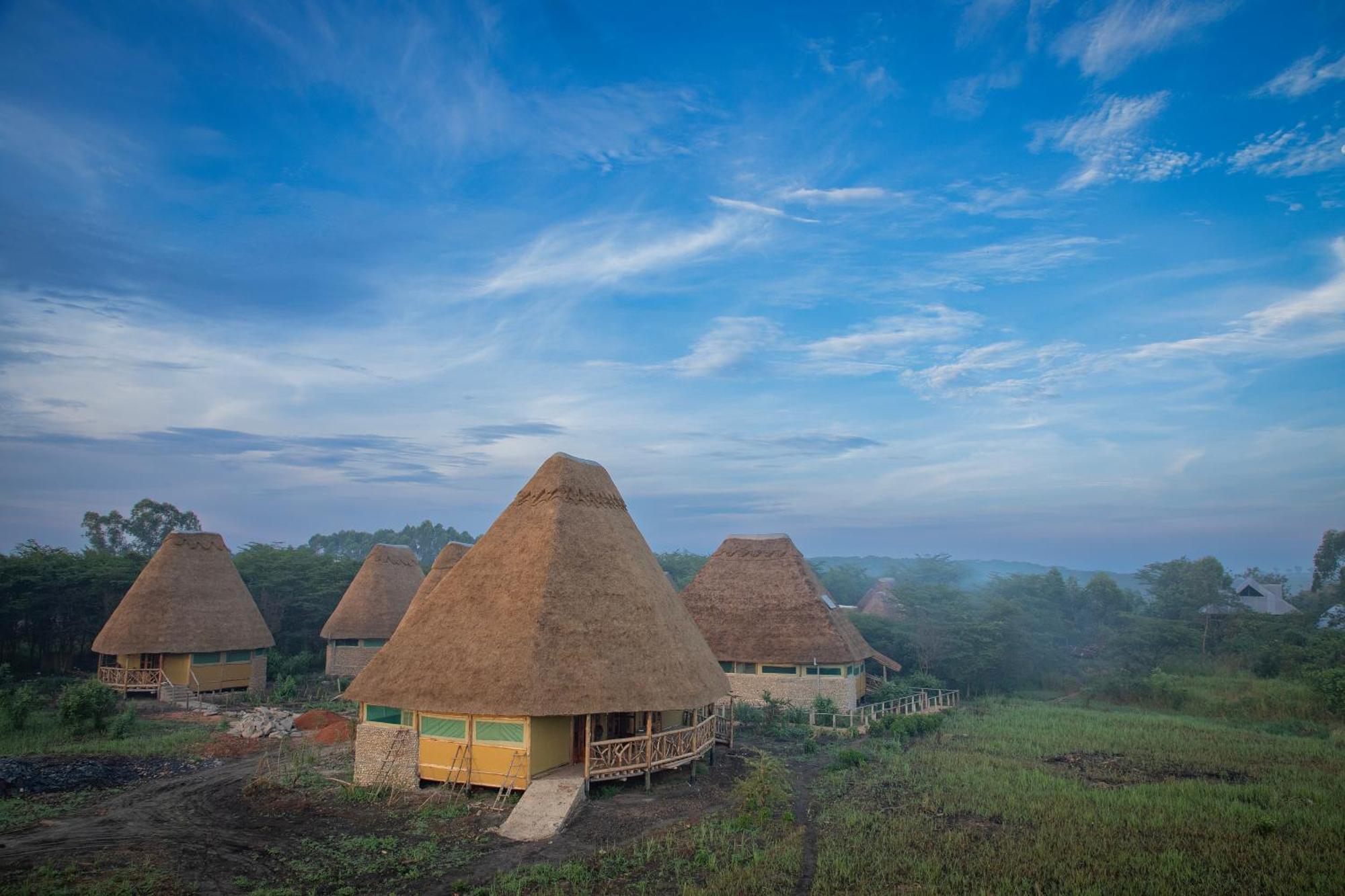 Embogo Safari Lodges Katoke Bagian luar foto