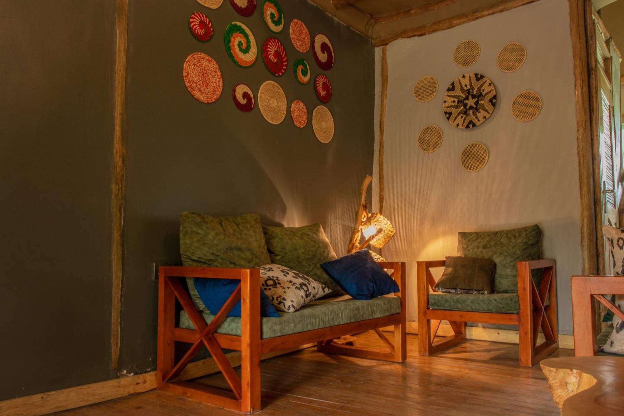 Embogo Safari Lodges Katoke Bagian luar foto